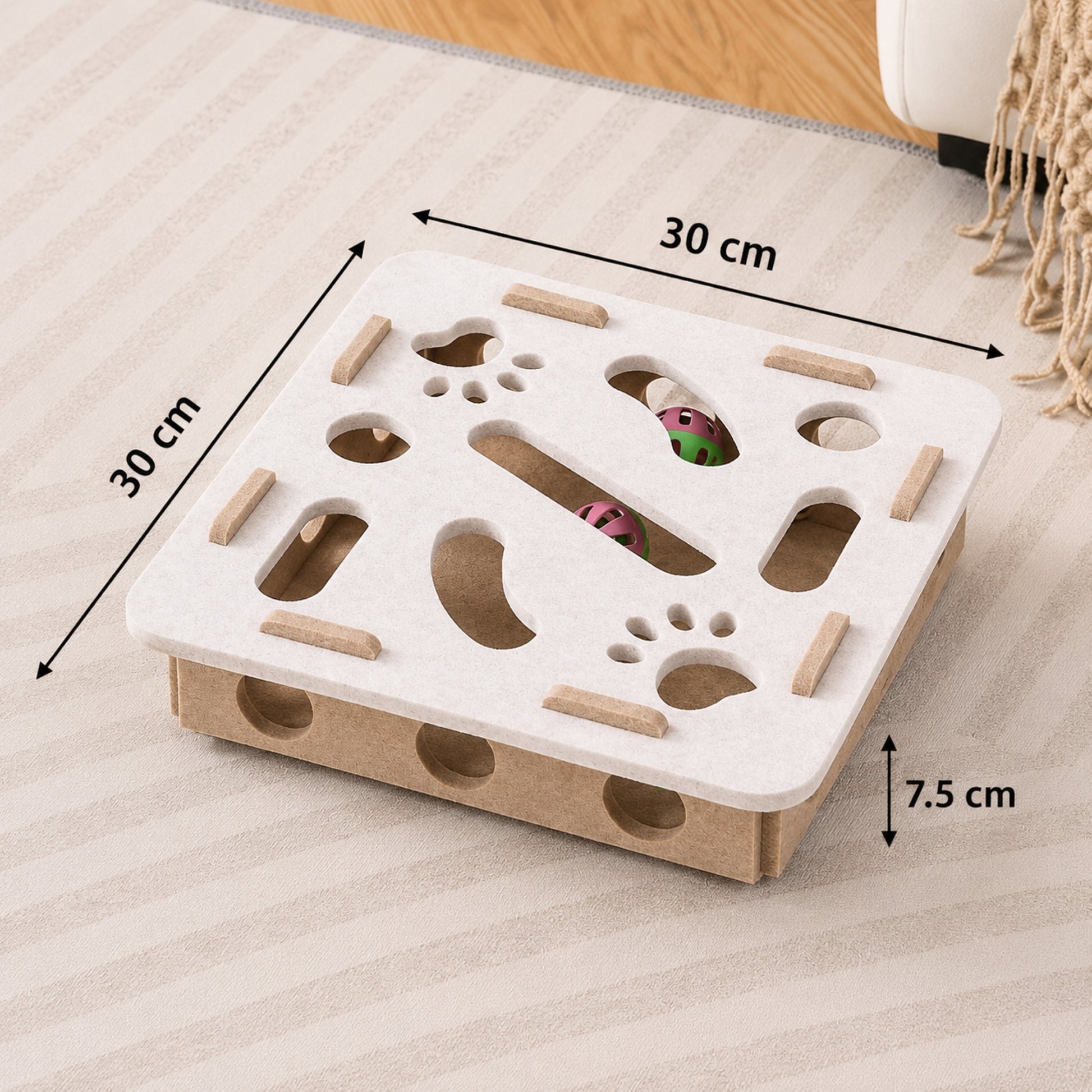 boite à puzzle pour chat blanc