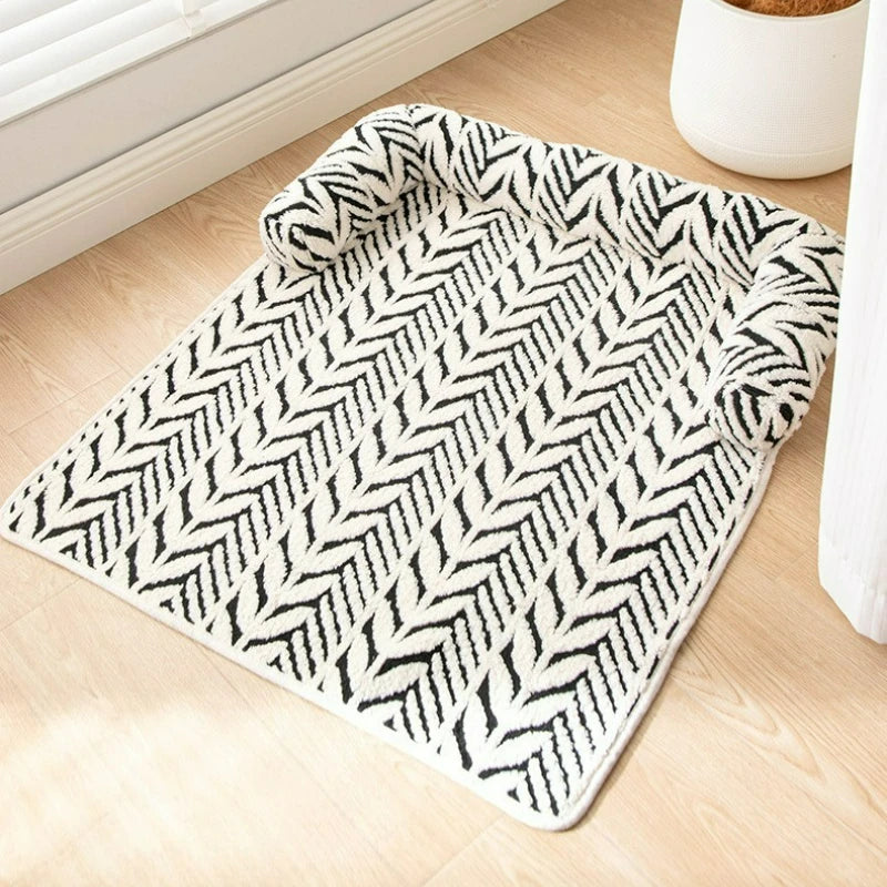 coussin noir et blanc