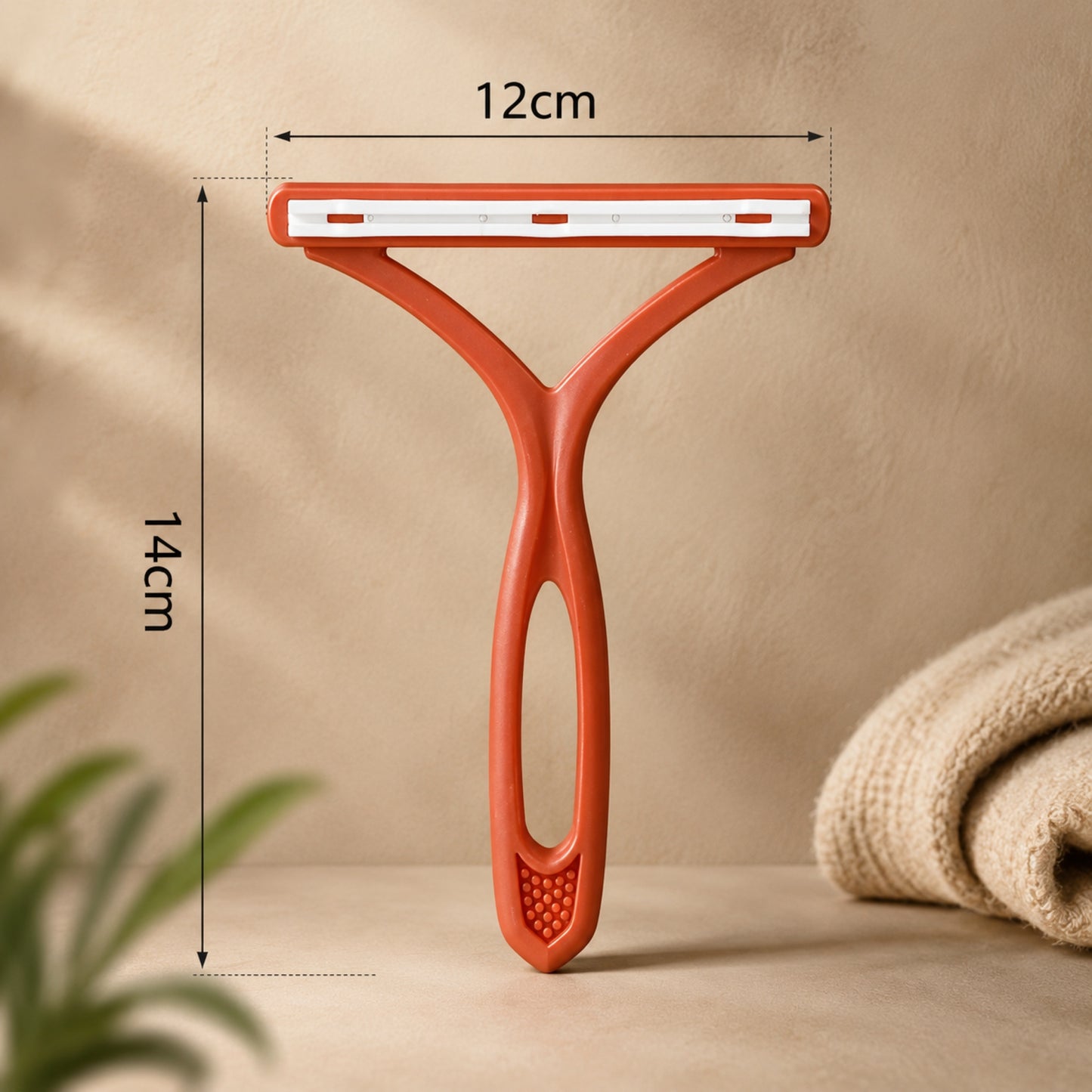 Dimensions du RACLE-POILS™ — 12cm x 14cm, coloris orange rose et bleu